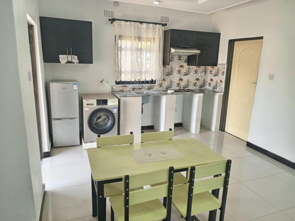 Matt Bed And Breakfast Lilongwe Ngoại thất bức ảnh